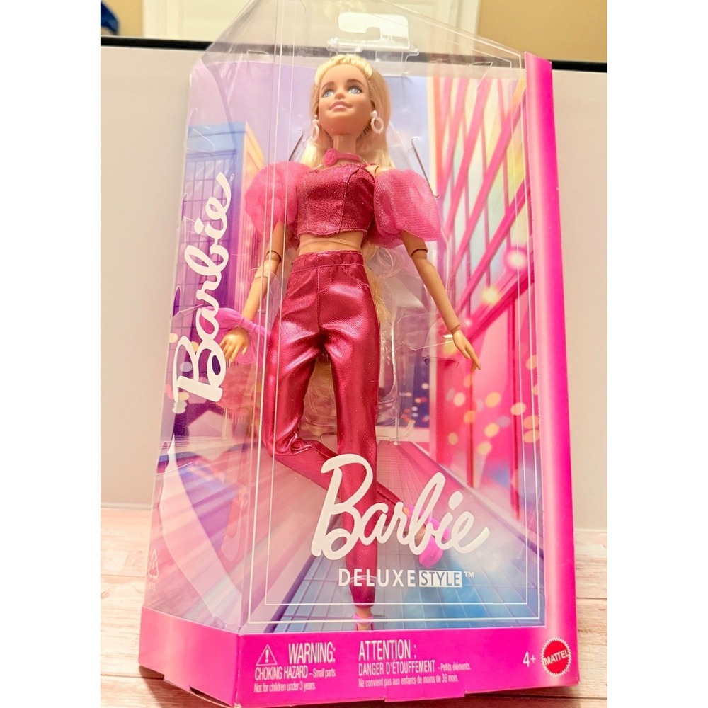 Barbie Deluxe Style Doll Kids Pink New Metallic Outfit Articulated JFP40
